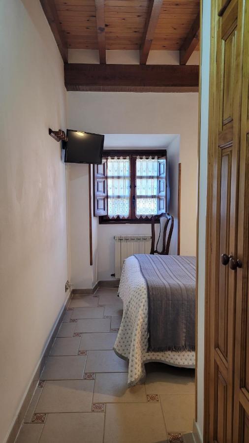 Casa Rural El Torrejon Arenas De Cabrales Exteriér fotografie