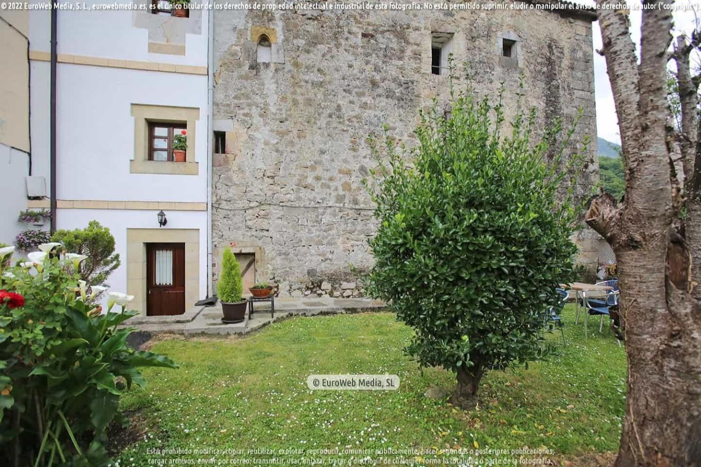Casa Rural El Torrejon Arenas De Cabrales Exteriér fotografie
