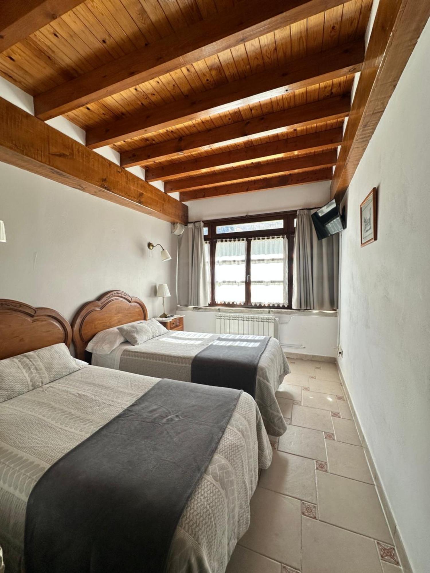 Casa Rural El Torrejon Arenas De Cabrales Exteriér fotografie